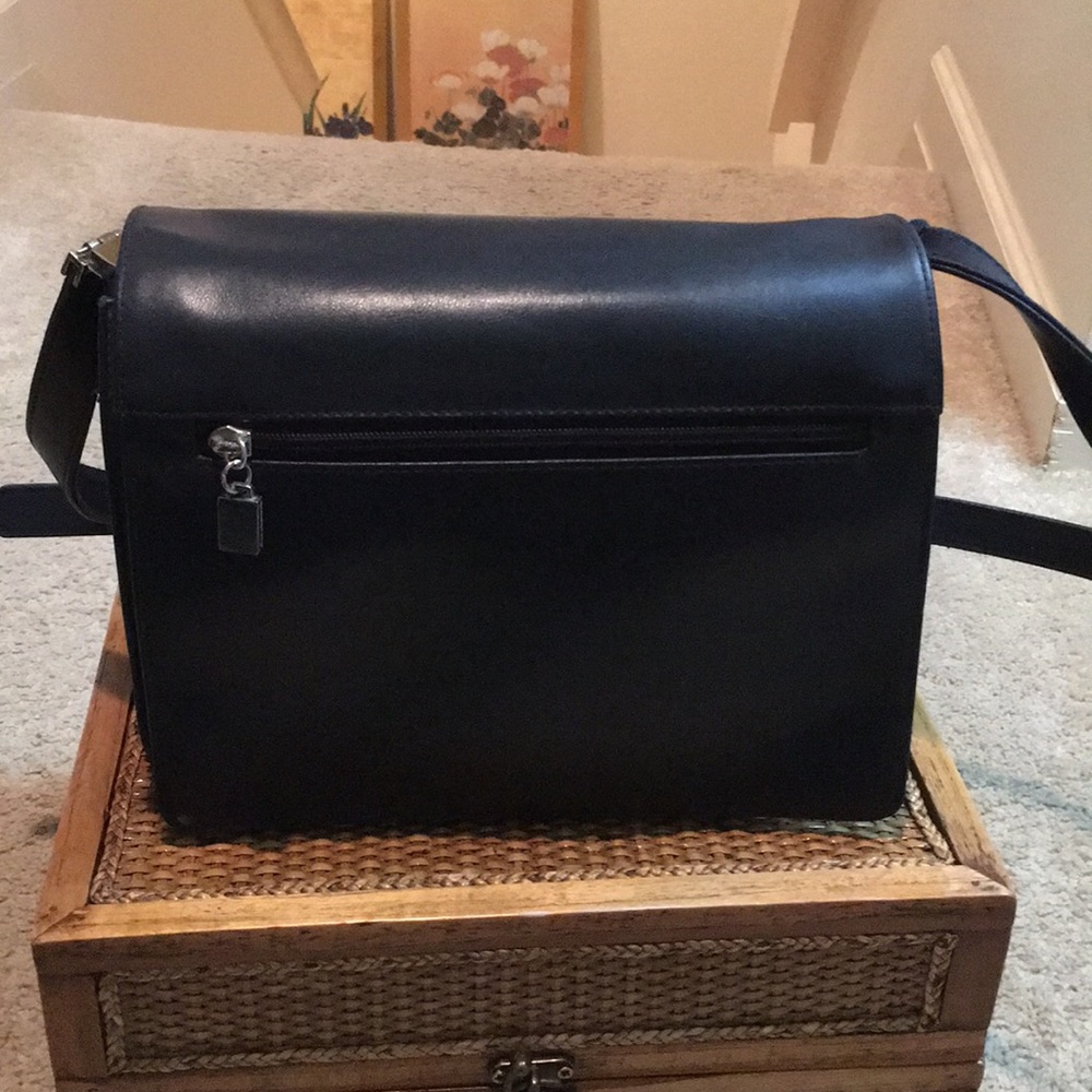 Crossbody Classic Liz Claiborne Purse